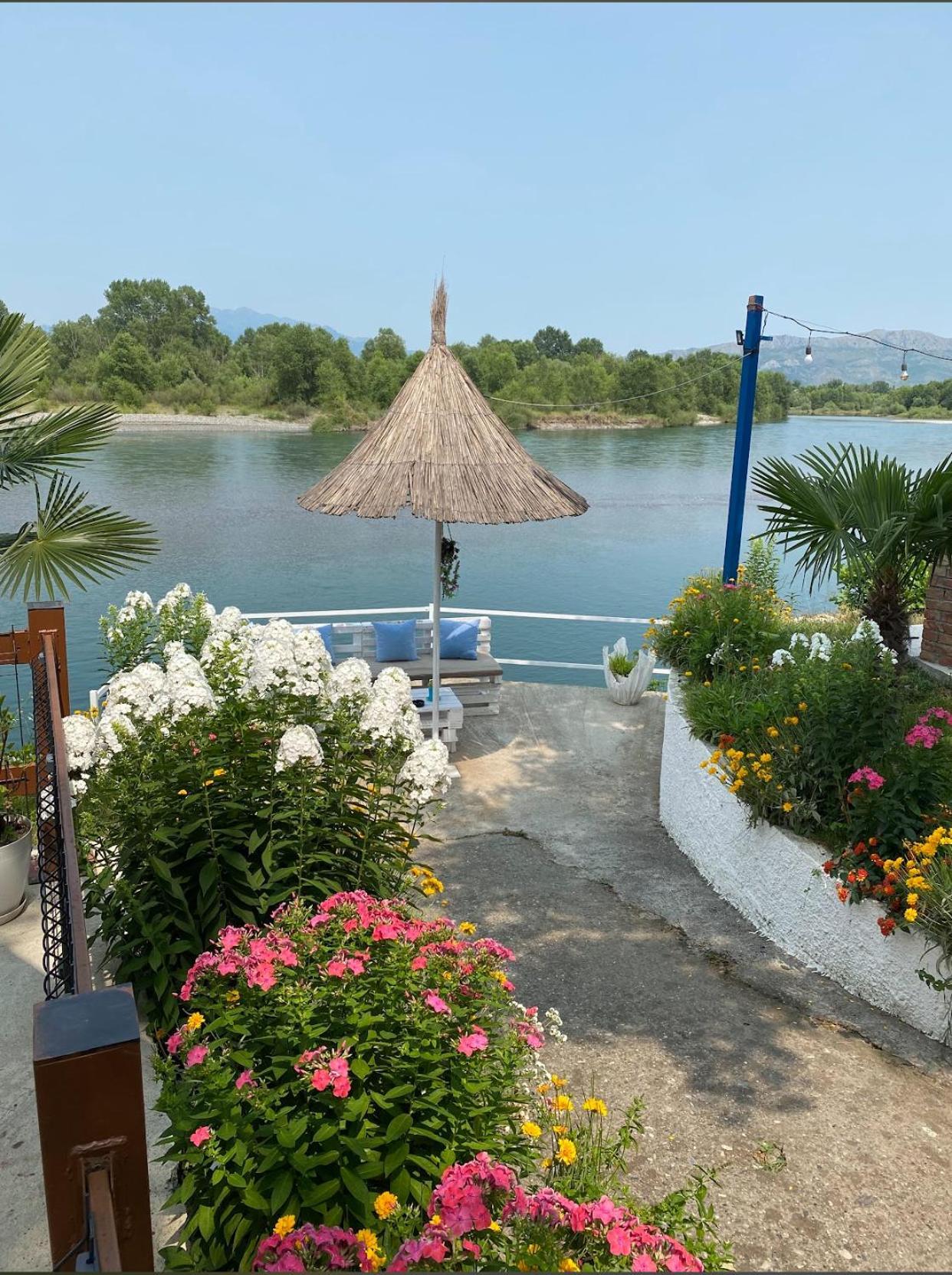 Villa Teverde Шкодер Екстер'єр фото